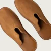 Pantoufle en cuir camel suède