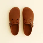 Pantoufle en Cuir Couleur Brun Acajou