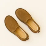 Pantoufle en cuir fourrée et Fermée Couleur Marron