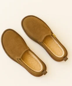 Pantoufle en cuir fourrée et Fermée Couleur Marron