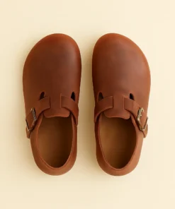 Pantoufles fermées en cuir Couleur Brun Rouge