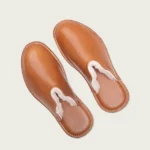 Pantoufle en cuir fourrée Couleur Camel