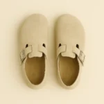 Pantoufles fermées en cuir Couleur Sable