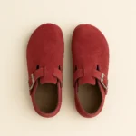 Pantoufles fermées en cuir Couleur Rouge