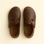 Pantoufles fermées en cuir Couleur Café