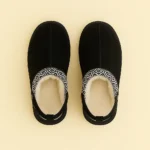 Pantoufle plateforme femme noire, col jacquard